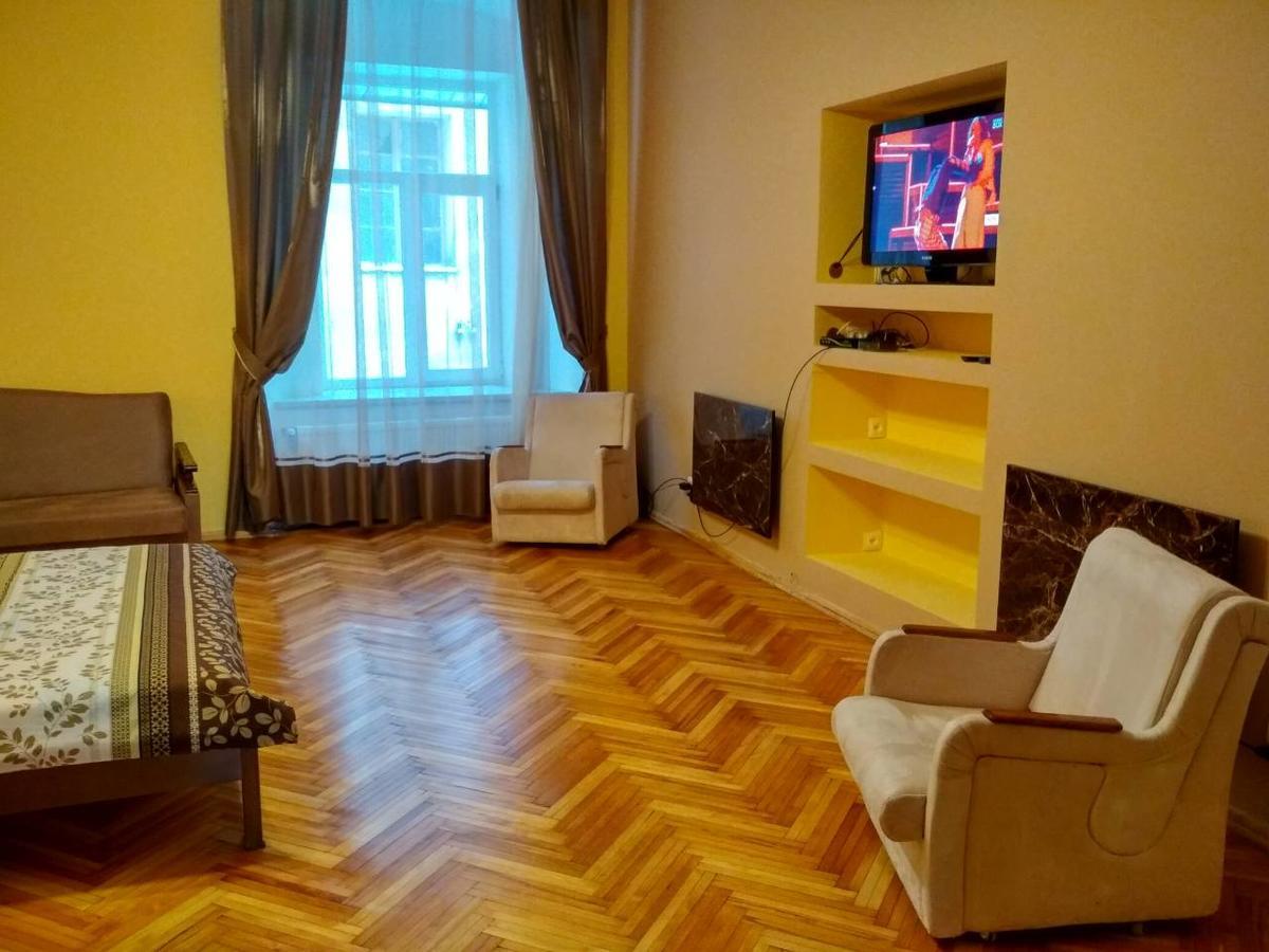 Apartment On Virmens'Ka Street إلفيف المظهر الخارجي الصورة